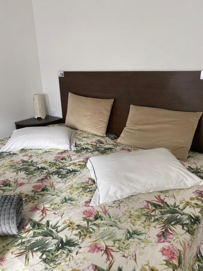 Hostel Eleven Эшпозенди Экстерьер фото